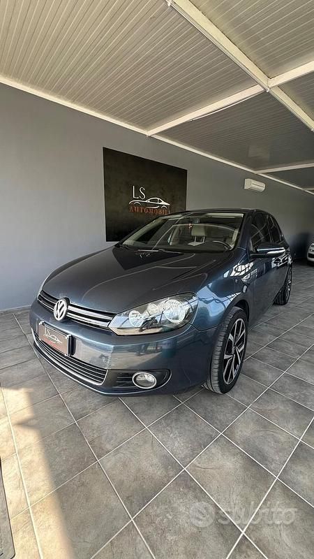 Usata VW Golf VI Highline 140 CV (102 kW) 2010 Grigio Utilitaria