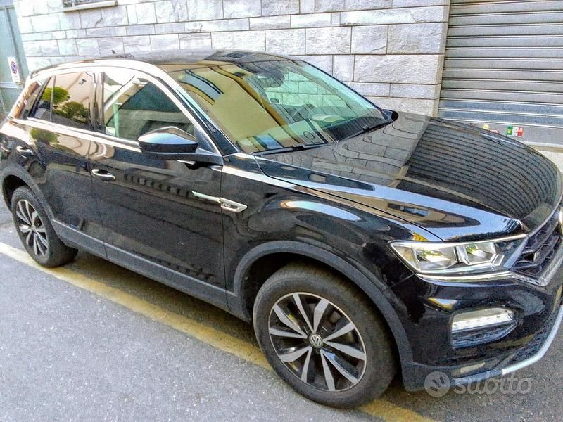 Usata VW T-Roc Business 116 CV (85 kW) 2020 SUV
