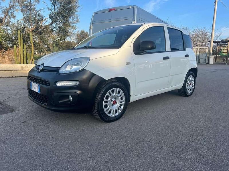 Usata Fiat Panda 80 CV (58 kW) 2016 Bianco Utilitaria