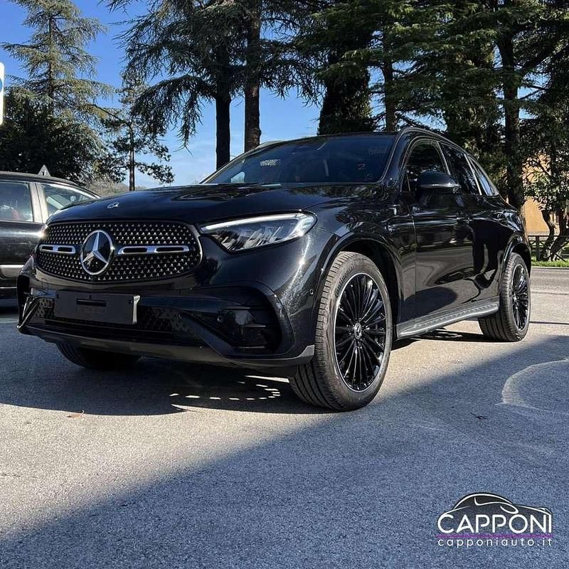 Usata Mercedes GLC200 AMG line 204 CV (150 kW) 2025 Nero SUV