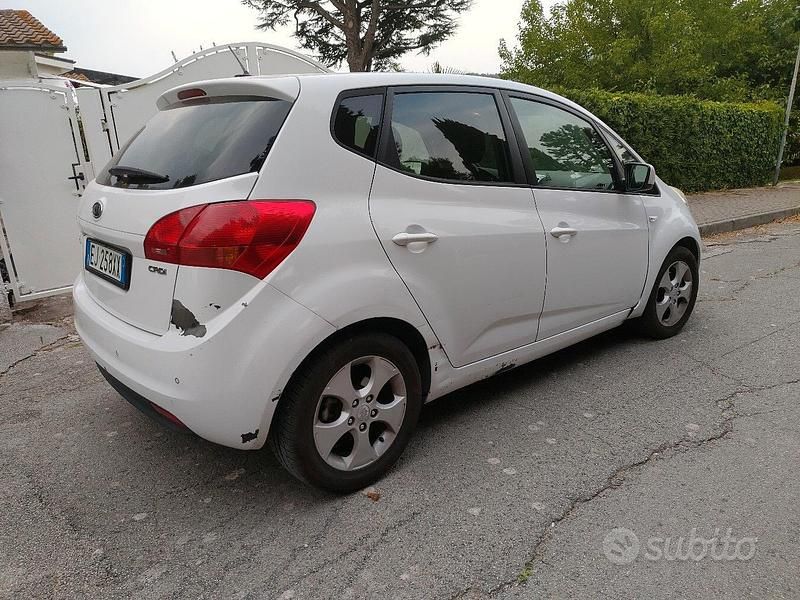 Usata Kia Venga 2011 Bianco Utilitaria