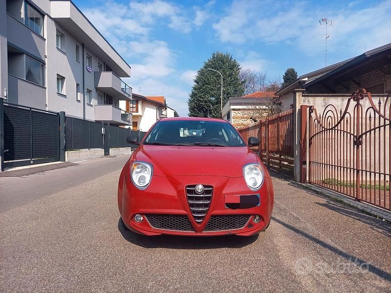 Usata Alfa Romeo MiTo 120 CV (88 kW) 2015 Rosso Utilitaria