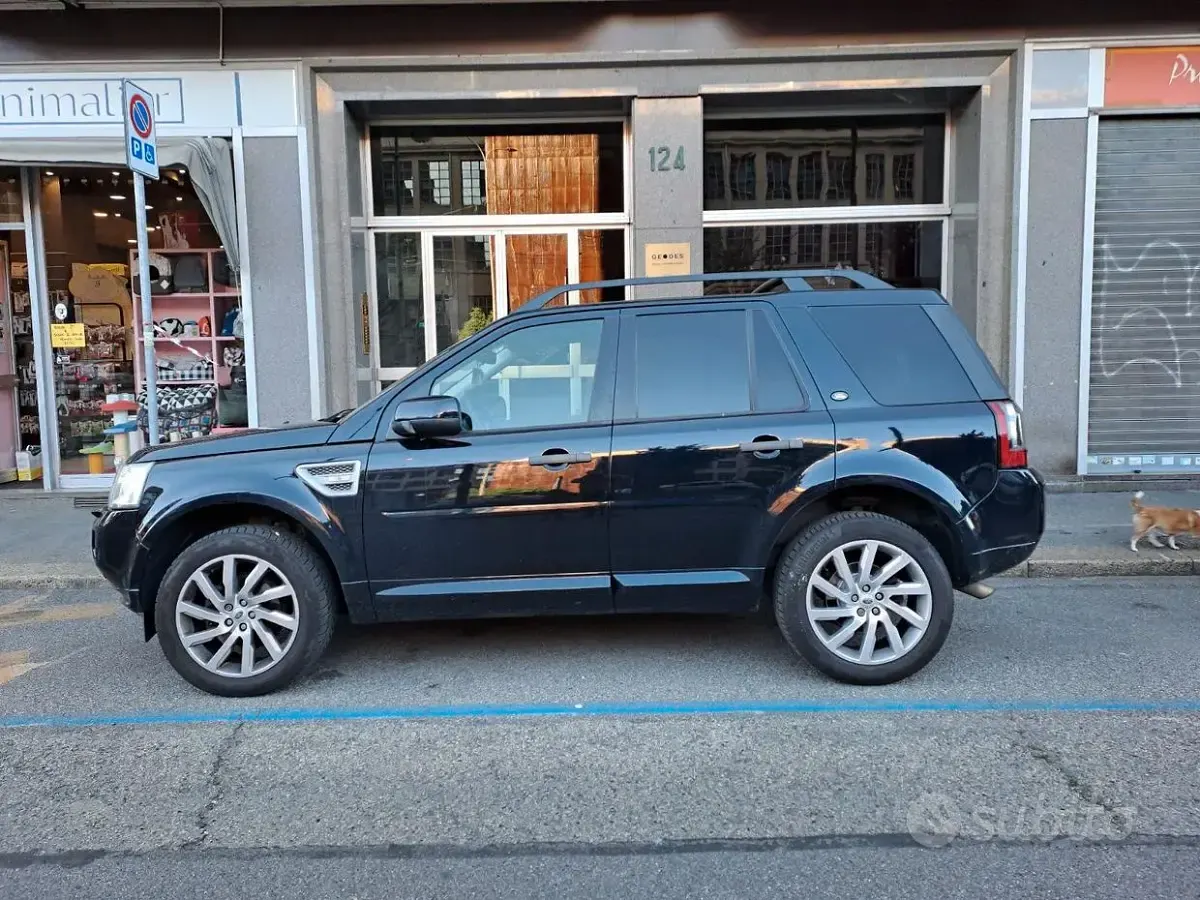 Usata Land Rover Freelander 2 190 CV (139 kW) 2011 Blu SUV