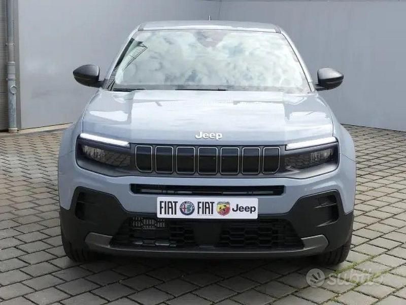 Grigio Nuova 2025 Jeep Avenger Longitude SUV | 21.900 € (Super prezzo) - Immagine 1/4