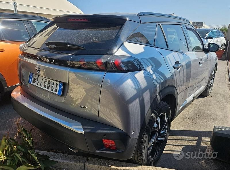 Usata Peugeot 2008 GT 131 CV (96 kW) 2021 Grigio SUV