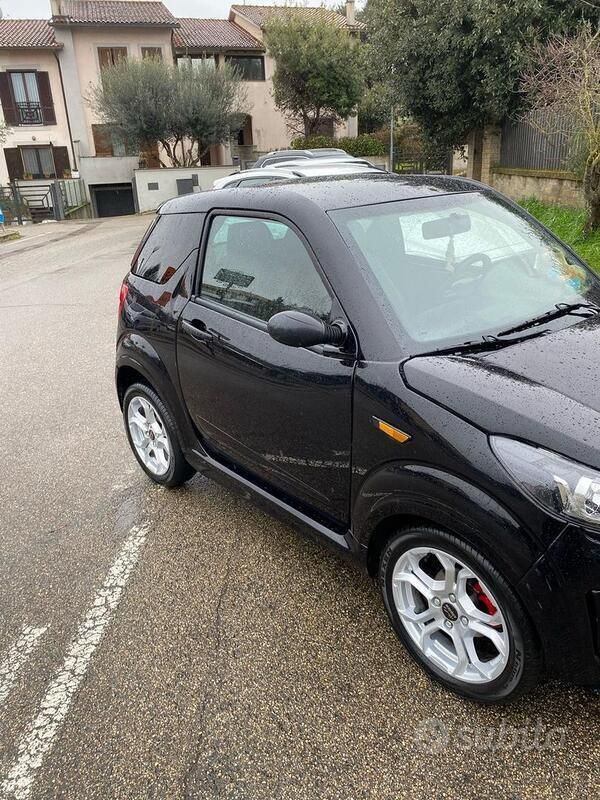 Usata Ligier JS50 2022 Nero Utilitaria