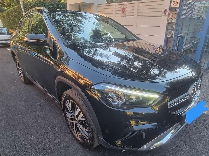 Usata Mercedes GLA250 Advanced 163 CV (119 kW) 2024 Nero SUV