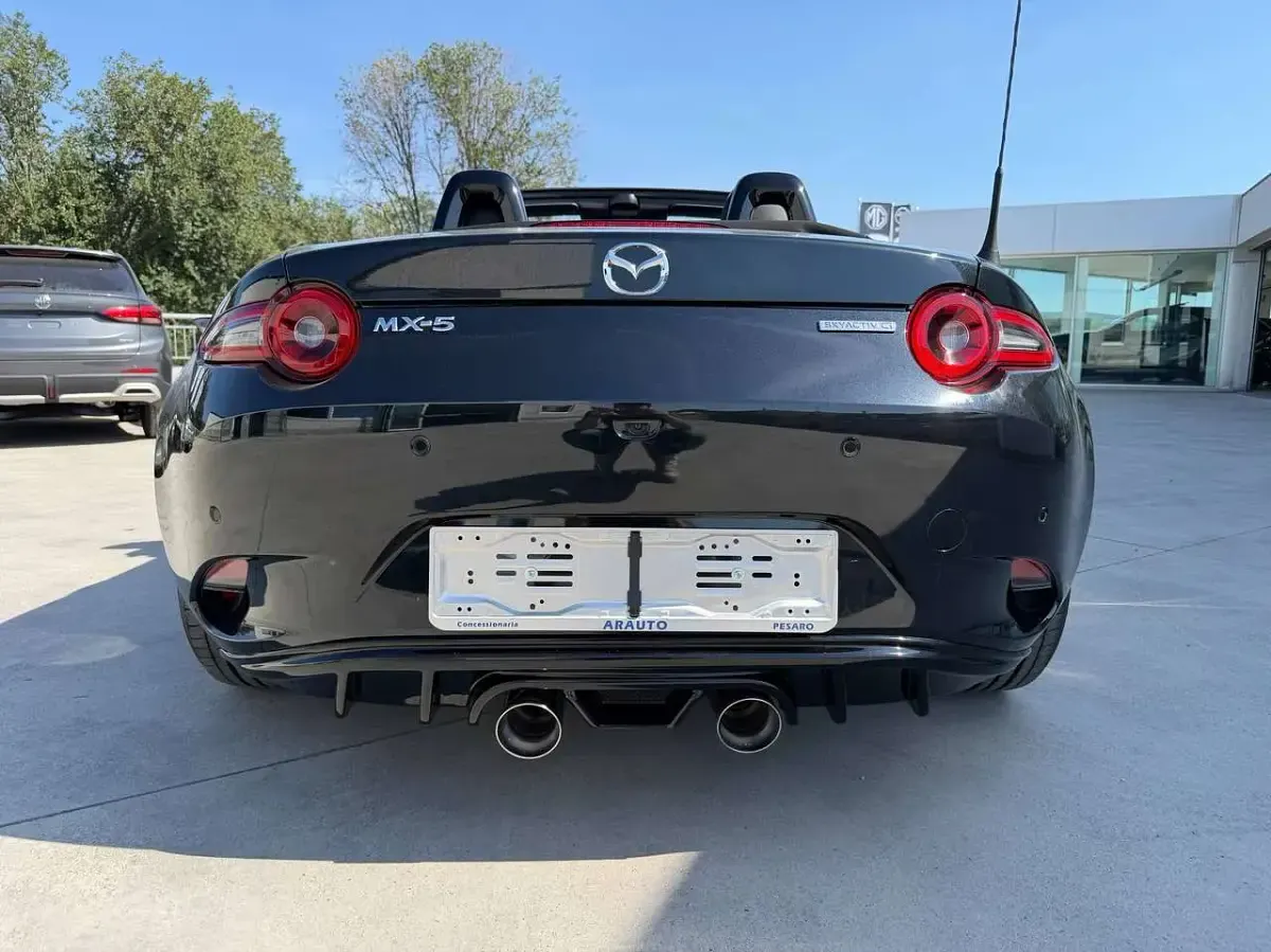 Nuova Mazda MX5 Exclusive 132 CV (97 kW) 2025 Bianco Cabrio