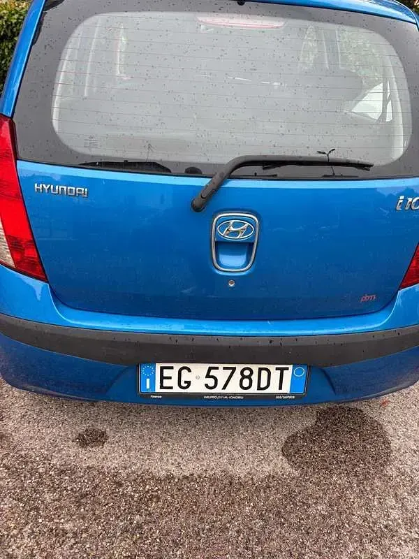 Usata Hyundai i10 65 CV (47 kW) 2011 Blu/azzurro Utilitaria