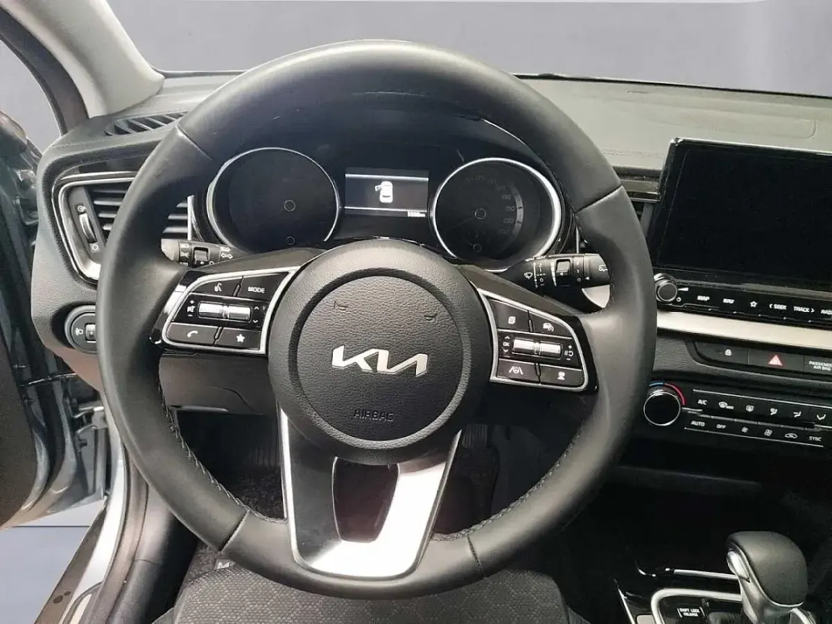 Usata Kia XCeed 140 CV (102 kW) 2025 Grigio SUV