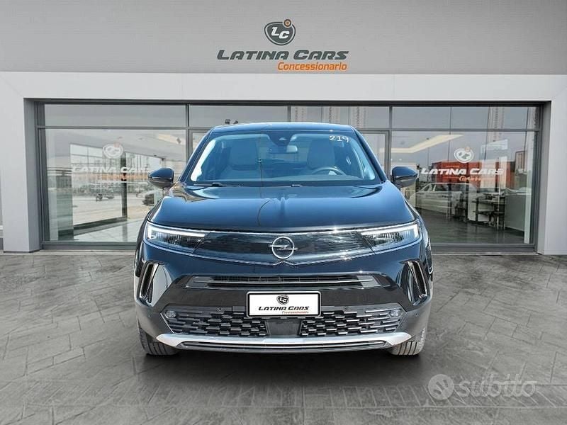 Usata Opel Mokka Elegance 101 CV (74 kW) 2022 Nero SUV
