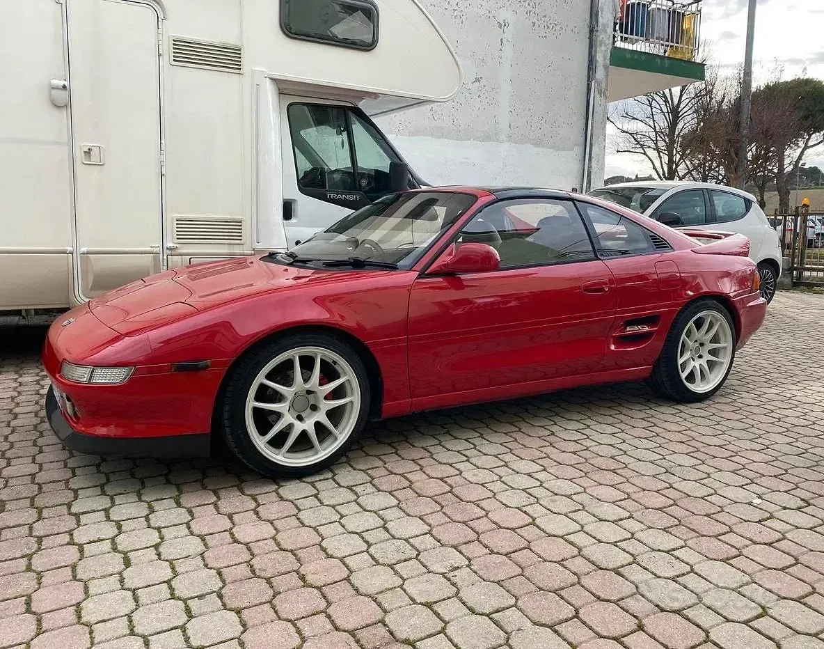 Usata Toyota MR2 245 CV (180 kW) 1991 Rosso Cabrio