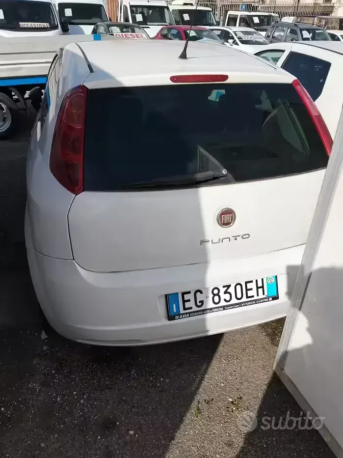 Occasion Fiat Punto Active 60 ch (44 kW) 2010 Blanc Citadine
