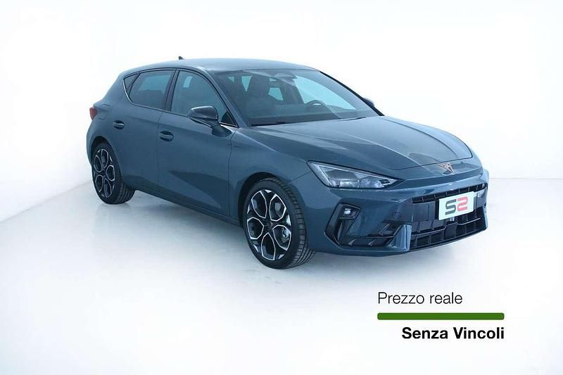 Nuova Cupra Leon 150 CV (110 kW) 2025 Blu/azzurro Berlina