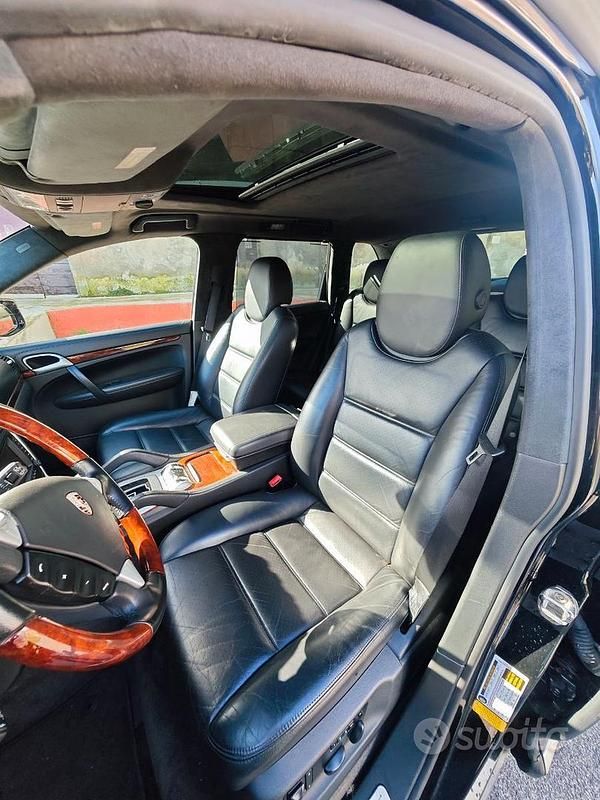 Usata Porsche Cayenne Turbo 500 CV (367 kW) 2008 Nero SUV