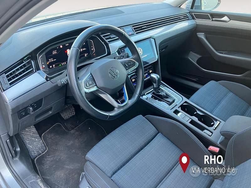 Usata VW Passat GTE 218 CV (160 kW) 2021 Grigio Station wagon