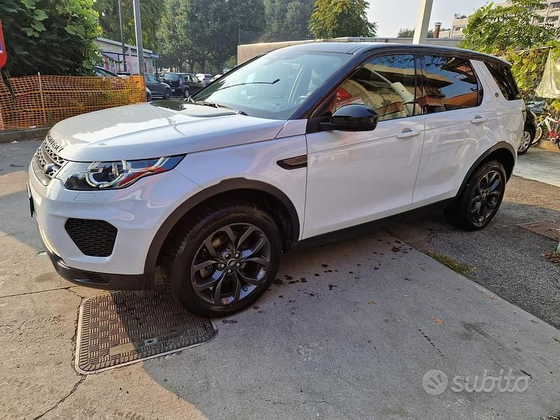 Usata Land Rover Discovery Sport Landmark 180 CV (132 kW) 2019 Bianco SUV