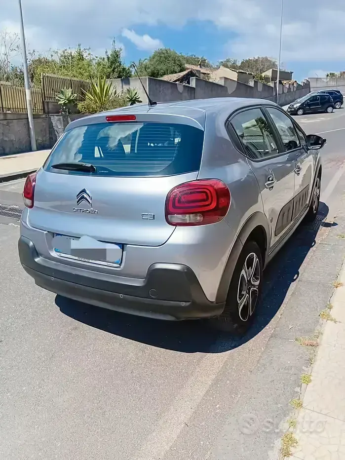 Gebraucht Citroën C3 PureTech 82 PS (60 kW) 2018 Grau Kleinwagen