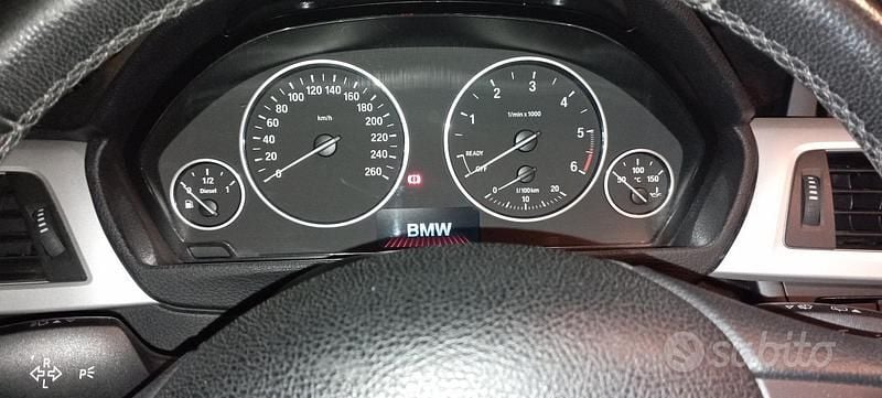 Usata BMW 318 143 CV (105 kW) 2013 Grigio Station wagon