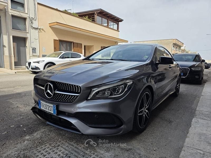 Usata Mercedes CLA200 AMG 136 CV (100 kW) 2019 Grigio Berlina