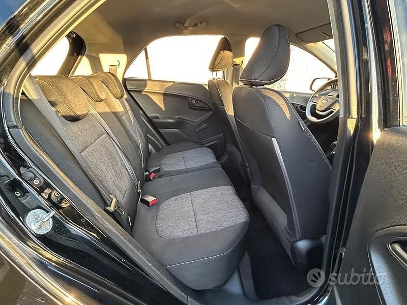 Usata Kia Picanto 70 CV (51 kW) 2014 Nero Utilitaria