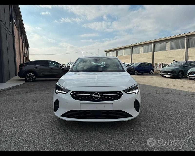 Usata Opel Corsa Elegance 101 CV (74 kW) 2024 Other Berlina