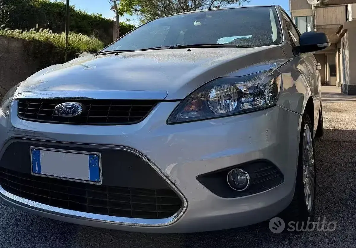 Usata Ford Focus 90 CV (66 kW) 2009 Berlina