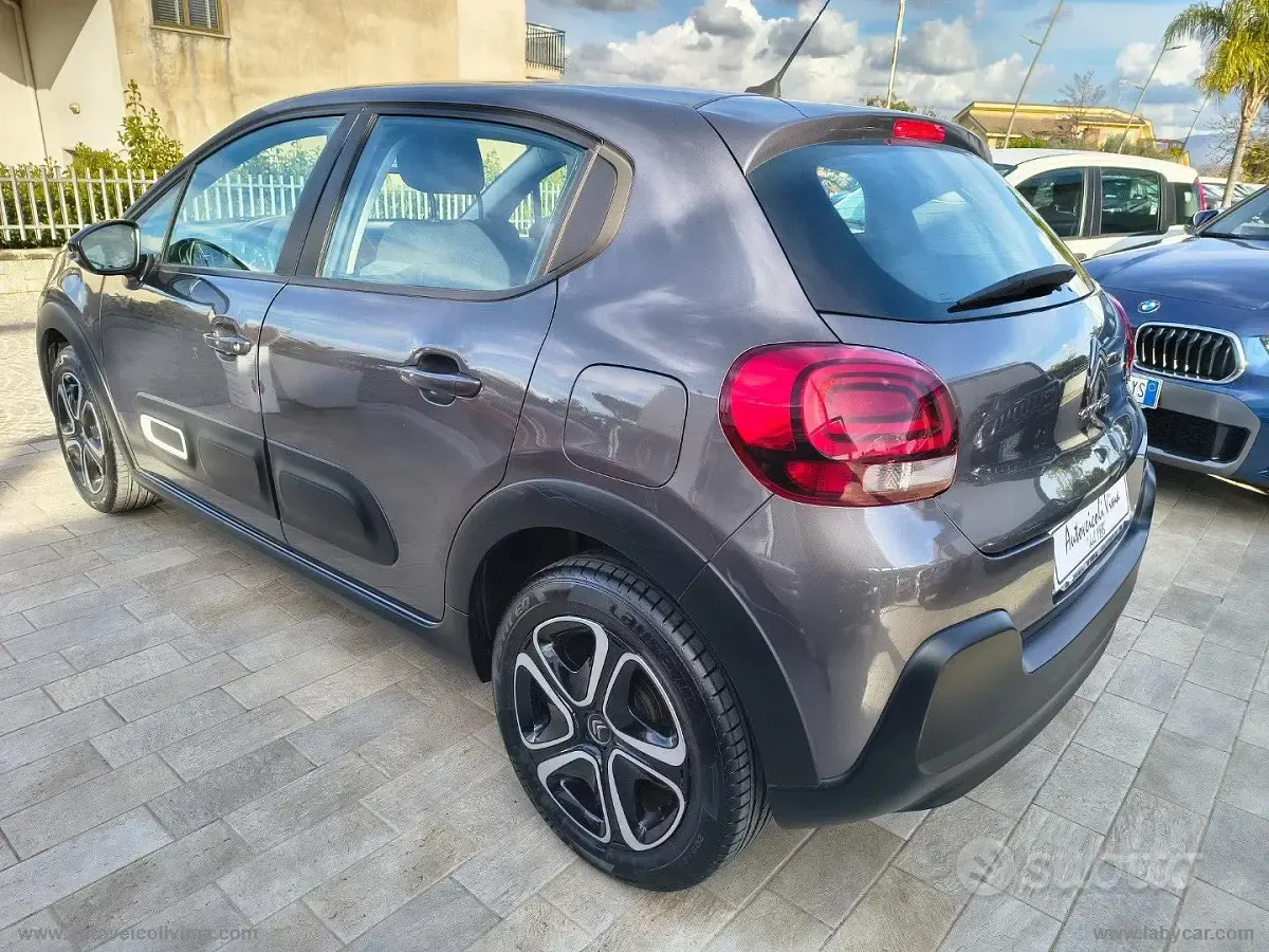 Usata Citroën C3 Feel 102 CV (75 kW) 2022 Grigio Utilitaria