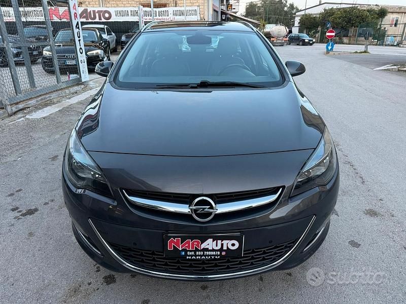 Usata Opel Astra Innovation 110 CV (80 kW) 2016 Marrone Station wagon