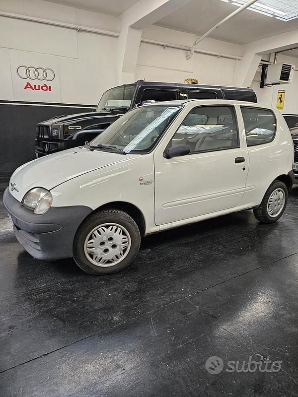 Usata Fiat 600 54 CV (39 kW) 2006 Bianco Utilitaria