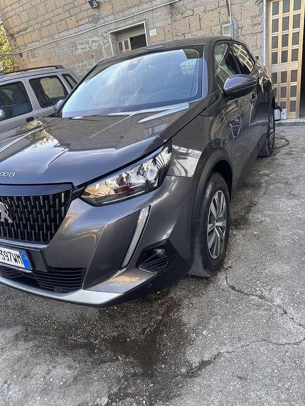 Usata Peugeot 2008 Active 131 CV (96 kW) 2020 SUV