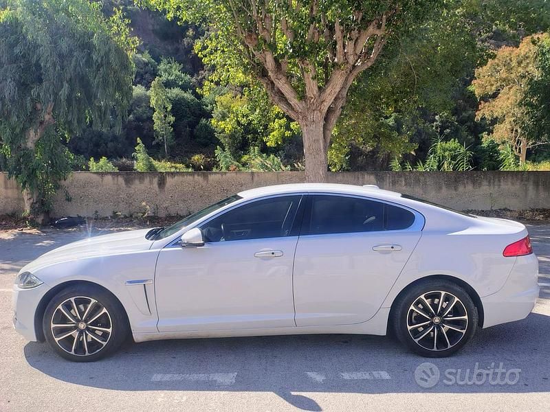 Usata Jaguar XF S 190 CV (139 kW) 2011 Bianco Berlina