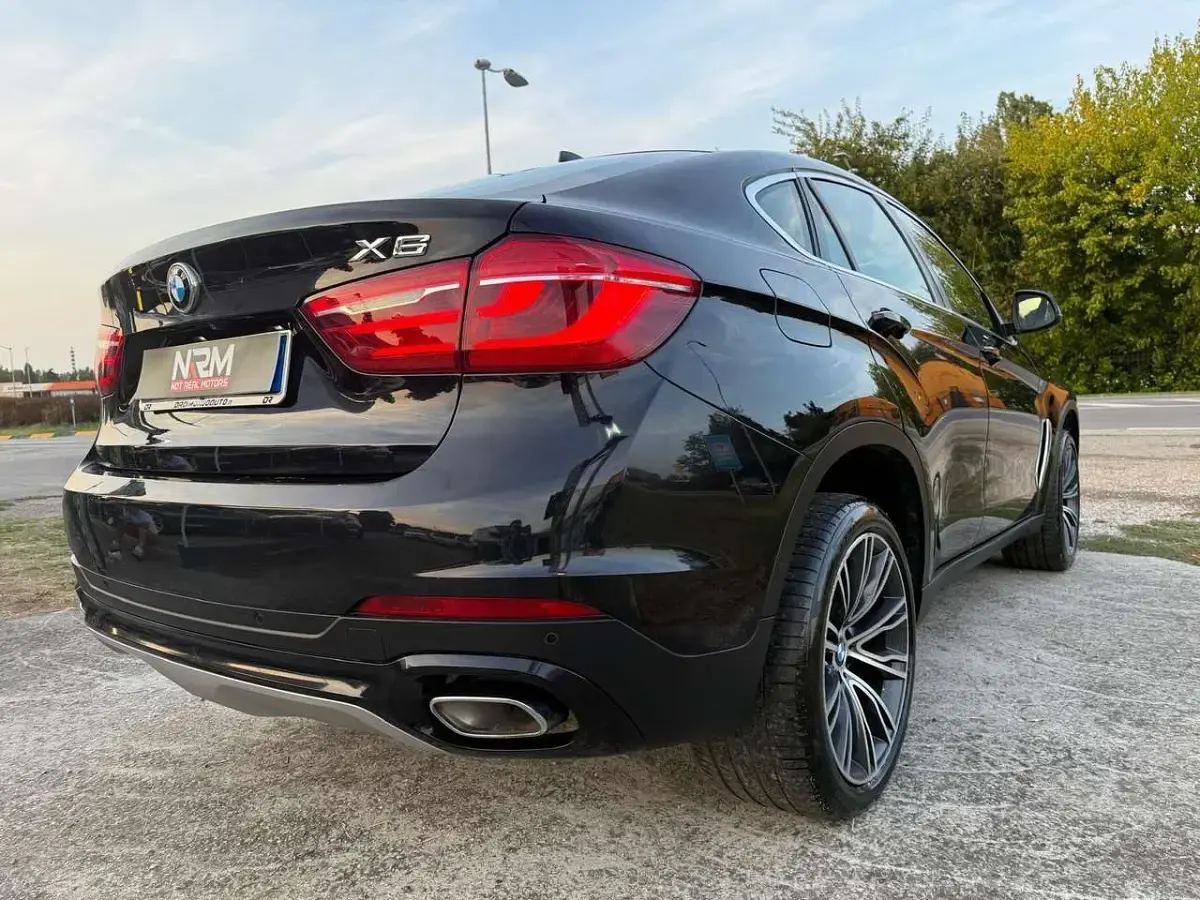 Usata BMW X6 M Sport 249 CV (183 kW) 2018 Blu/azzurro SUV