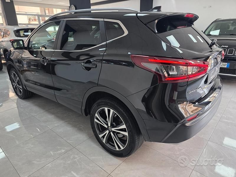 Usata Nissan Qashqai N-Connecta 116 CV (85 kW) 2020 Nero SUV
