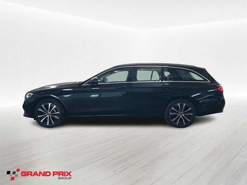 Usata Mercedes E300 Business 306 CV (225 kW) 2021 Nero Station wagon