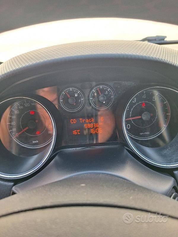 Usata Fiat Bravo 120 CV (88 kW) 2008 Rosso Utilitaria