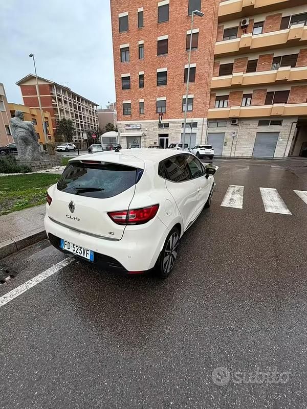 Usata Renault Clio IV 90 CV (66 kW) 2017 Berlina