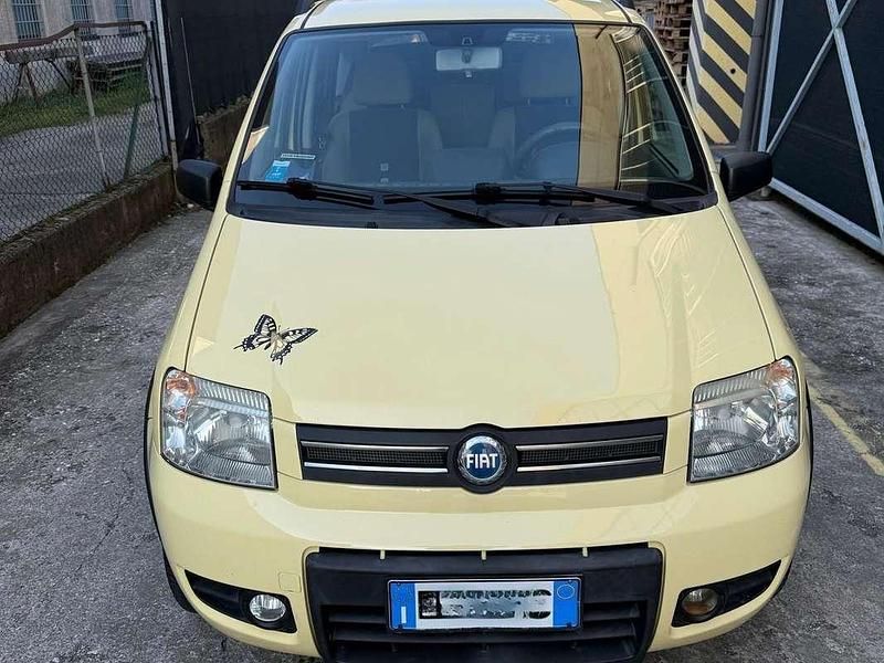 Usata Fiat Panda 4x4 Climbing 60 CV (44 kW) 2006 Giallo Utilitaria