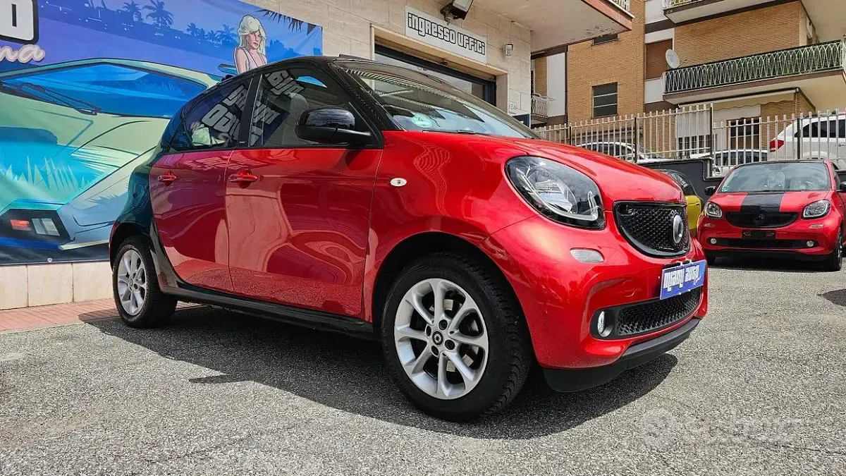 Usata Smart ForFour Passion 71 CV (52 kW) 2016 Rosso Utilitaria