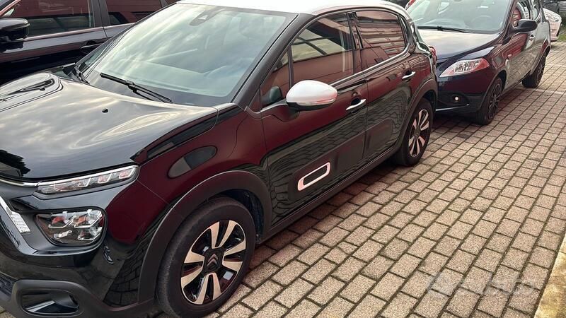 Usata Citroën C3 110 CV (80 kW) 2023 Nero Utilitaria
