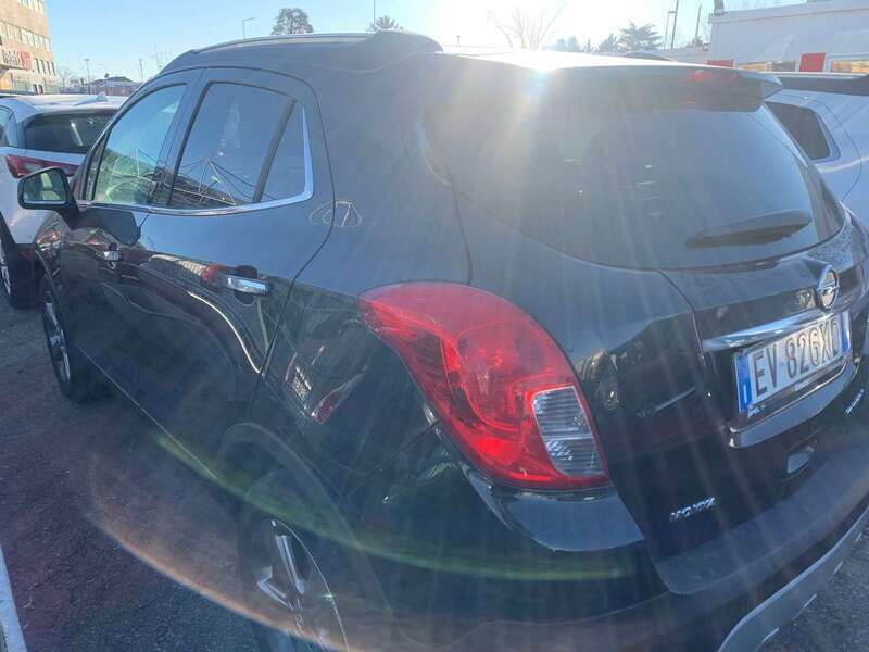 Usata Opel Mokka S 140 CV (102 kW) 2014 Nero SUV