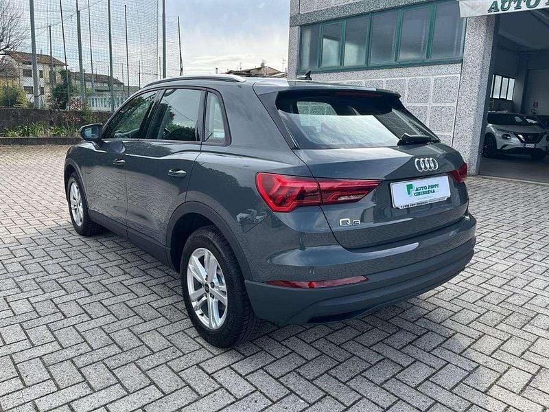Usata Audi Q3 150 CV (110 kW) 2024 Grigio scuro SUV