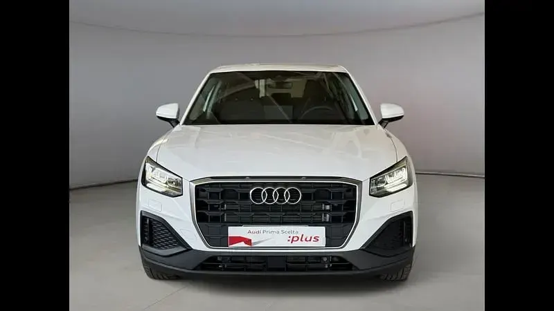 Usado Audi Q2 Business 150 CV (110 kW) 2025 Blanco SUV