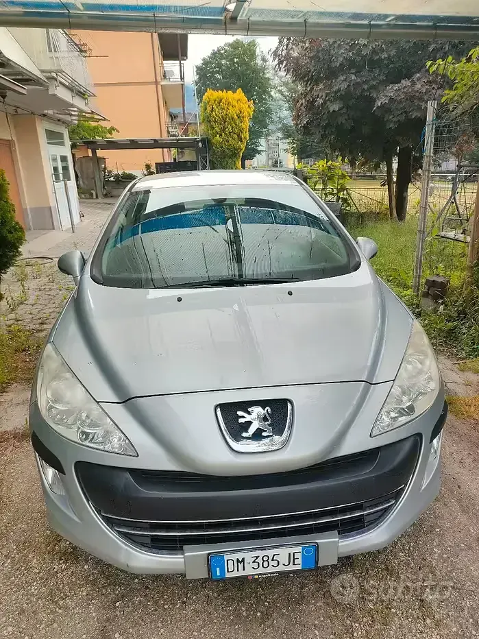 Usata Peugeot 308 90 CV (66 kW) 2007 Grigio Utilitaria