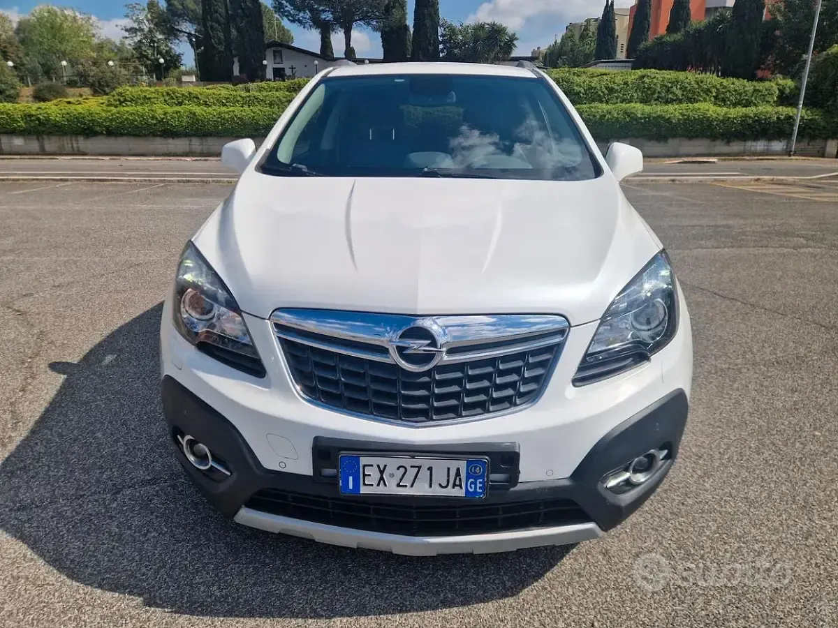 Usata Opel Mokka Cosmo 131 CV (96 kW) 2014 Bianco SUV