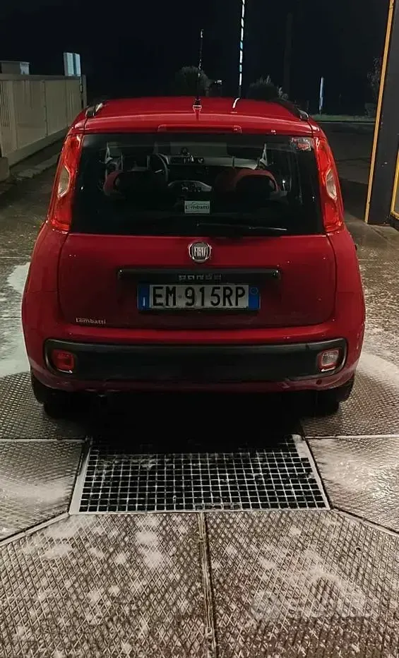 Usata Fiat Panda 69 CV (50 kW) 2012 Rosso Utilitaria