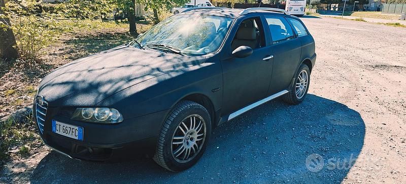 Usata Alfa Romeo Crosswagon 150 CV (110 kW) 2004 Nero Station wagon