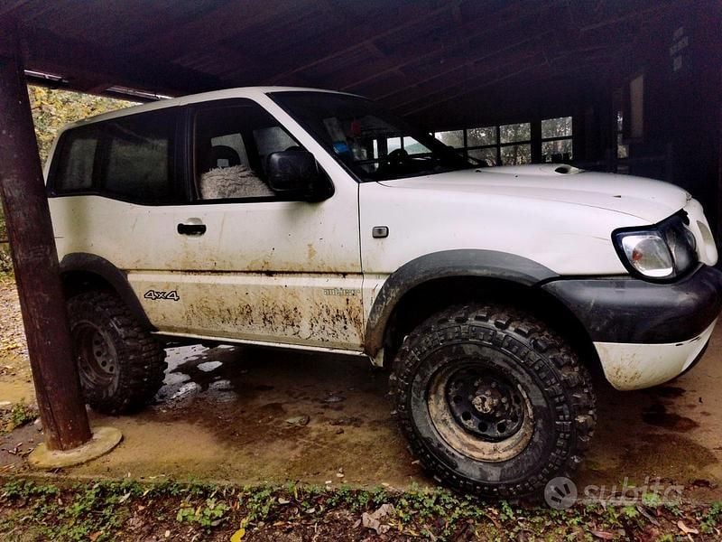 Usata Nissan Terrano 100 CV (73 kW) 2002 Bianco SUV