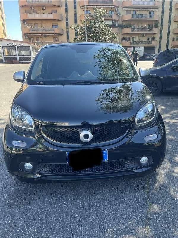 Usata Smart ForFour Passion 95 CV (69 kW) 2016 Utilitaria