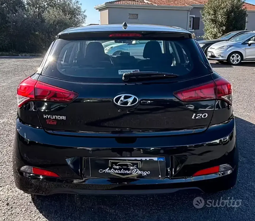 Usata Hyundai i20 Style 90 CV (66 kW) 2015 Nero Berlina